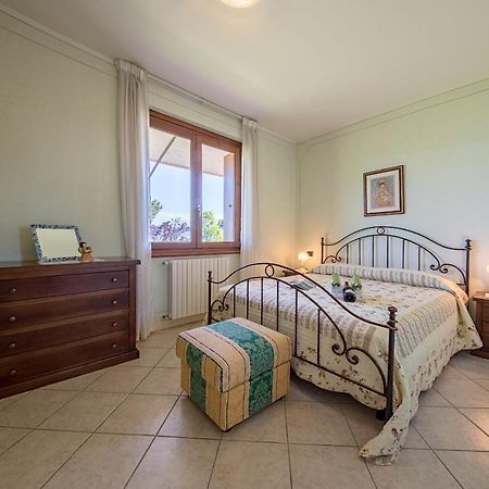 I Mosaici Apartments By Wonderful Italy Сирмионе Экстерьер фото