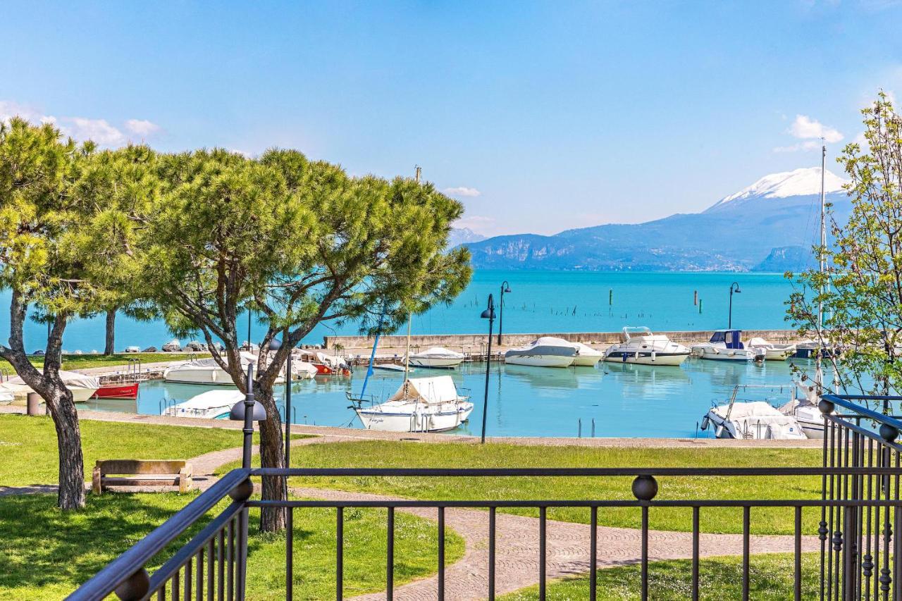 I Mosaici Apartments By Wonderful Italy Сирмионе Экстерьер фото