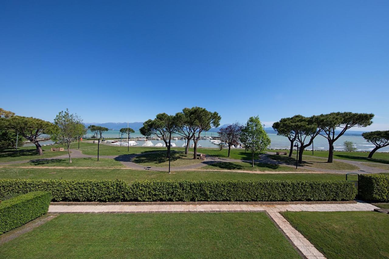 I Mosaici Apartments By Wonderful Italy Сирмионе Экстерьер фото