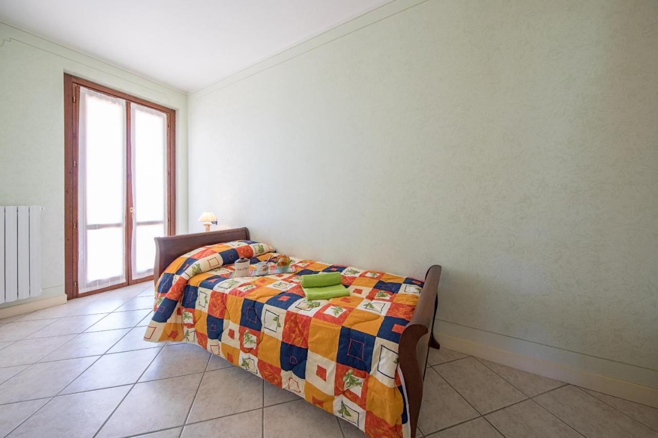 I Mosaici Apartments By Wonderful Italy Сирмионе Экстерьер фото
